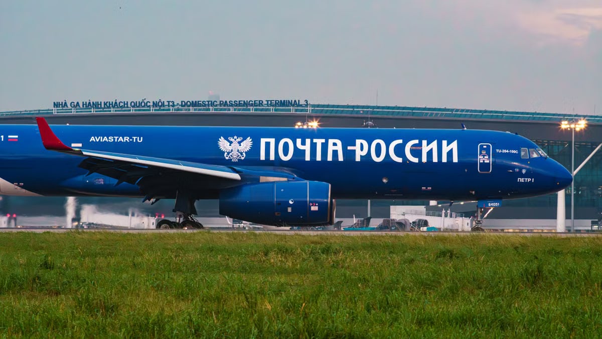A Russian cargo plane, Aviastar-TU, stationed at Tân Sơn Nhất International Airport, Ho Chi Minh City.